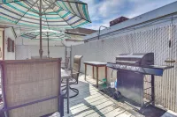 Walk to Convention Center & Boardwalk! Family Apt - Pet friendly