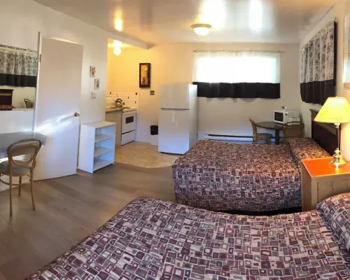 Marland Motel Hotels in Powell River
