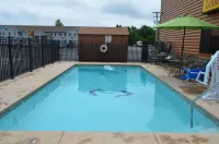 Booneslick Lodge - Neosho
