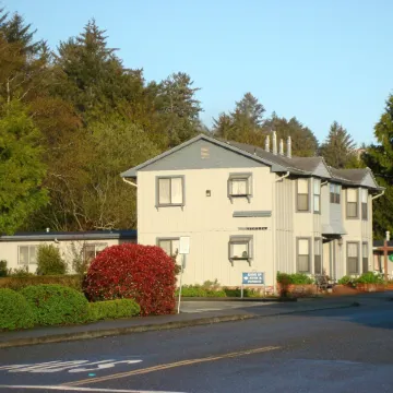 Redwood Suites