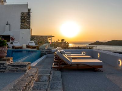 Kea Mare Luxury Villas
