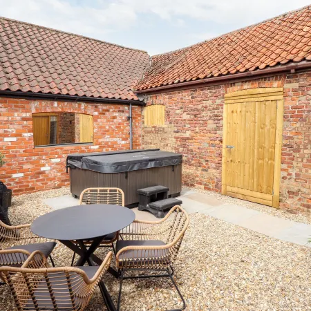 The Grange Cottage 2