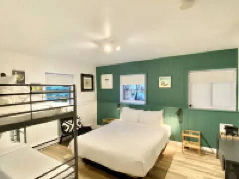 Beatnik Hotel Hotels in Bromont