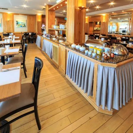 Hotel Pacific