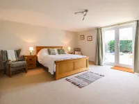 Bramble Lodge Hotels in Whitegate and Marton