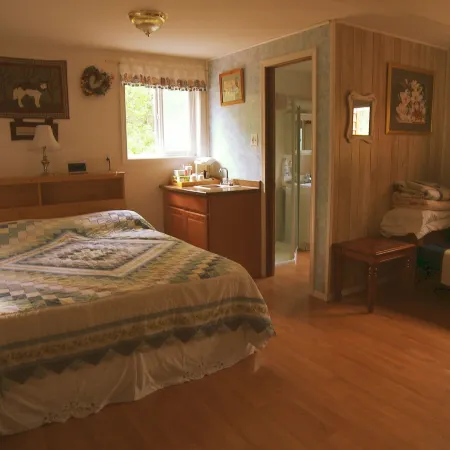 Grace and Bill's Freedom Hills B&B
