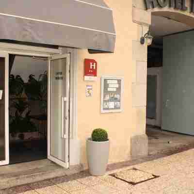 Hôtel Rivière Hotel Exterior