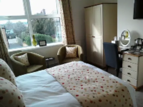 South Lodge Guest House