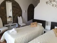 La Veranda of Mykonos Traditional Guesthouse