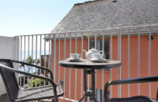 海灣觀景法院4號