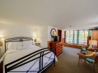Copper Swan Hotels in Wellfleet