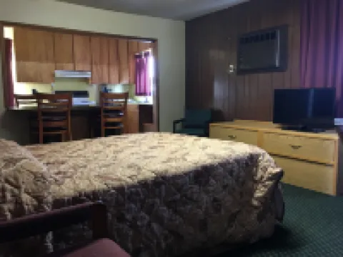 Umatilla Inn & Suites