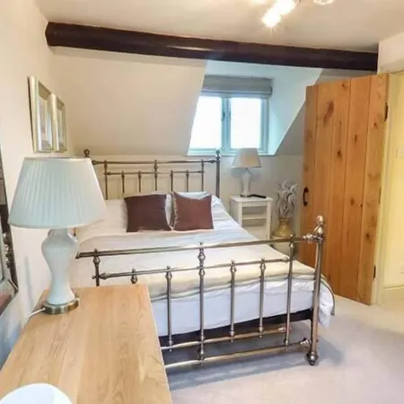Honeypot Cottage