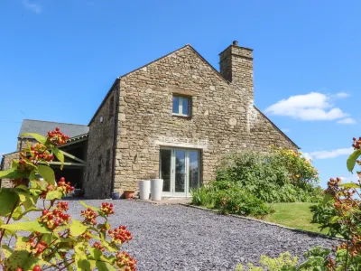Cottam Cottage Farm Hotel dekat Bowland Wild Boar Park