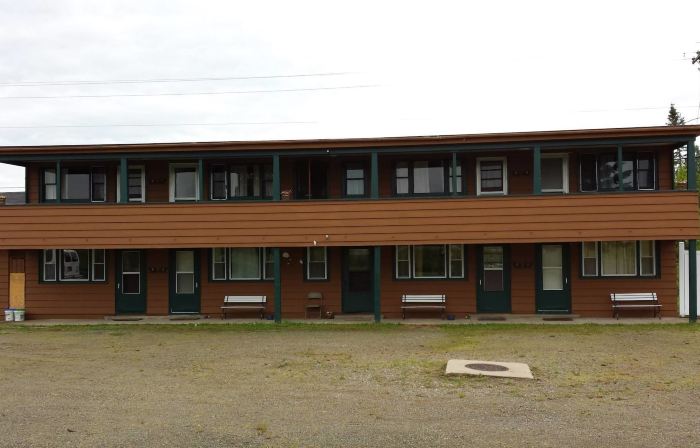 Bear Paw Inn