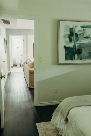 Guest Suite nestled in nature close to hiking trails and Ledgeview golf course