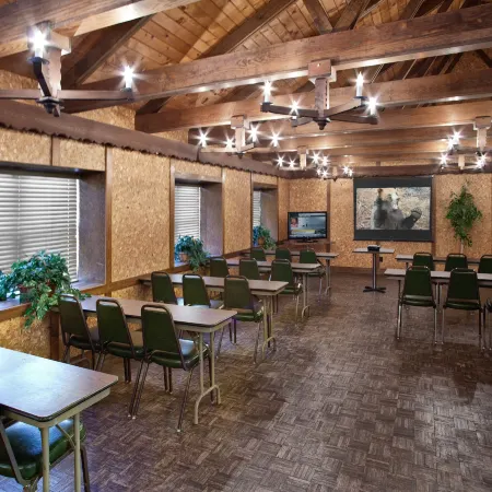 Helendorf River Inn, Suites & Conference Center