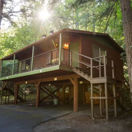 Morrison's Rogue River Lodge
