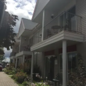 勒吉特汽車旅館酒店 鄰近魁北克讓·勒薩熱國際機場的酒店