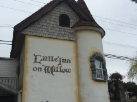 Little Inn on Willow Hotels in Chemainus