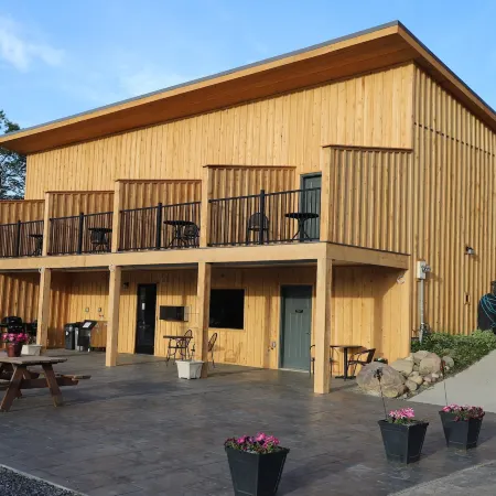 Lakeside Resort Hotels in Reading