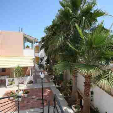 Triton Hotel Hotel Exterior