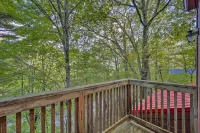 Beech Mountain Cabin w/ Deck on Ski Resort! - parking