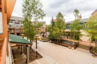 Jackpine Lodge by Summit County Mountain Retreats - Hot Tub