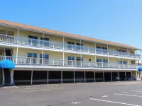 Mainsail Motel & Cottages Hotels in Hampton