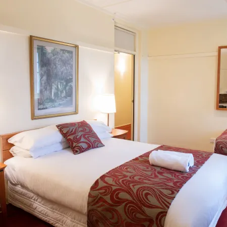 Linaker Motel