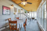 Backyard, Deck & Fire Pit: Conroe Getaway