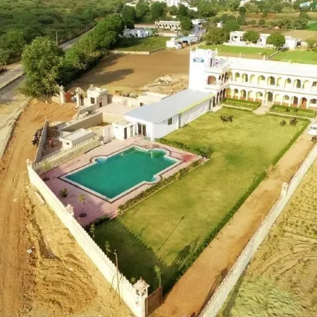 Parvat Valley Resort