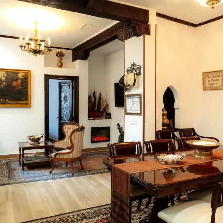 Casón de Los López Apartments