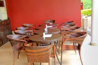 โรงแรมซายเลนท์ฮิลล์ - พร้อมอาหารเช้า