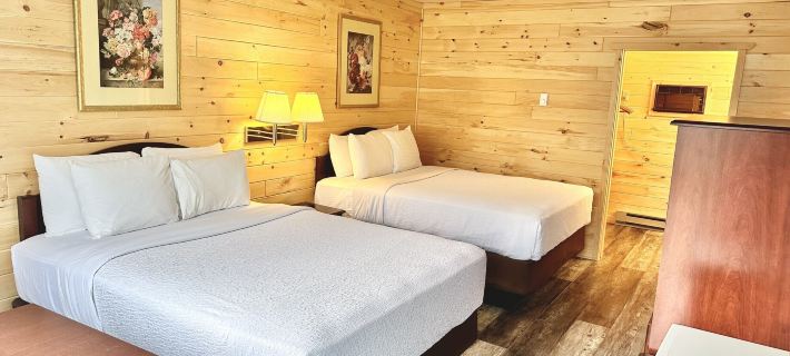 Bridge View Motel & Condo's Hotels in Cheboygan County