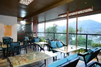 Crystal Inn