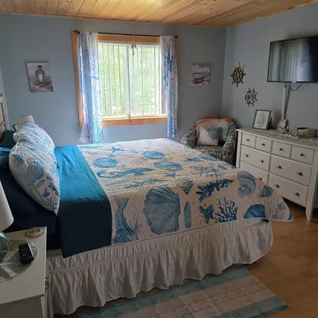 Quiet and located close to the ocean  2 bedroom 2 bath home