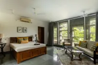 LohonoStays Maharajah House Hotels in Takave