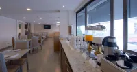 Econo Express Hotel
