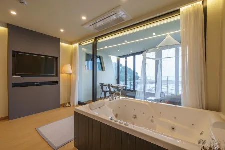 Yangyang L9 Pension Отели рядом с достопримечательностью «Jukdo Beach»