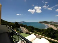 Hotel Cala Moresca - Pemandangan Pantai