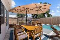 Walk to Beach Private Pool Fire Pit Bonfires G by the Sea by AvantStay