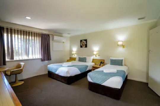 Hospitality Esperance, SureStay Collection by Best Western