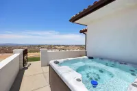 Pinot Point by AvantStay - Hot Tub