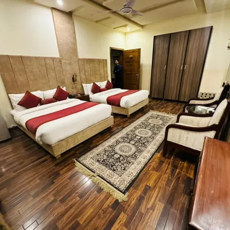 Shelton Rezidor Lahore