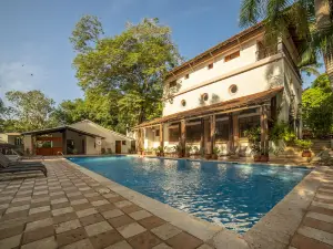 Mayaland Hotel & Bungalows