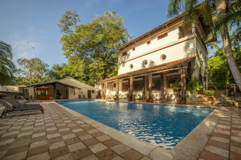 Mayaland Hotel & Bungalows