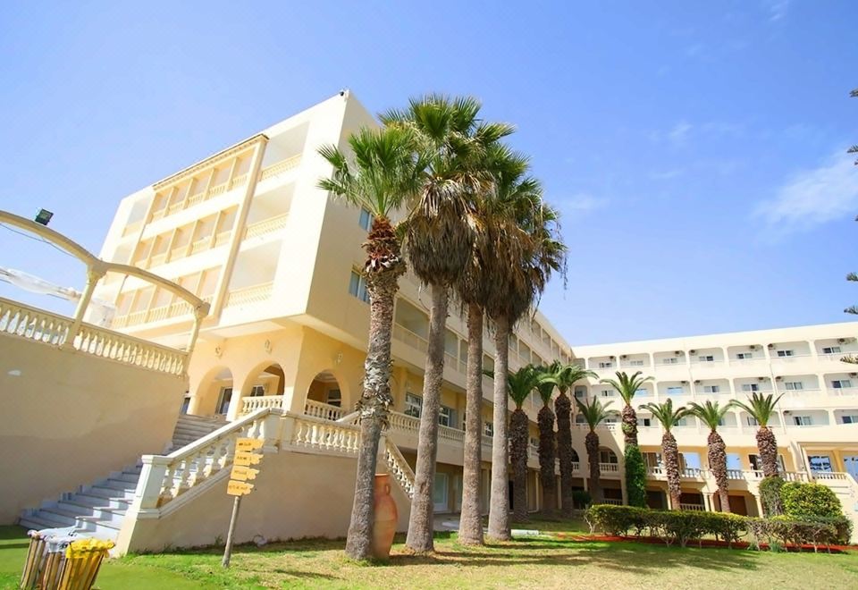 hotel overview picture