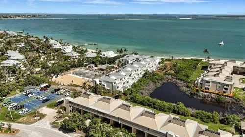 Lighthouse Resort & Club Hotels in Sanibel