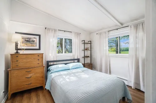 Tranquil 3-bedroom home in Good Hart- Near Lake MI and 119 فنادق في Readmond Township